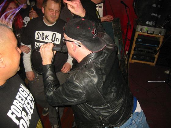 crowd2 