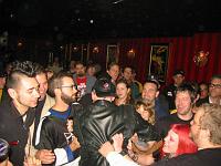 crowd1 